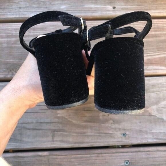 LOEFFLER RANDALL Elena Crystal-Embellished Sandals Heels Black Velvet Size 6 - Picture 4 of 7